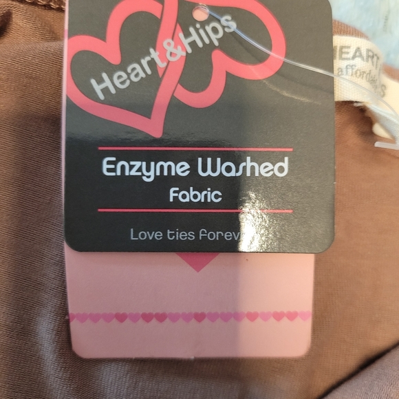 HEART & HIPS HALTER tie Romper - Picture 8 of 9